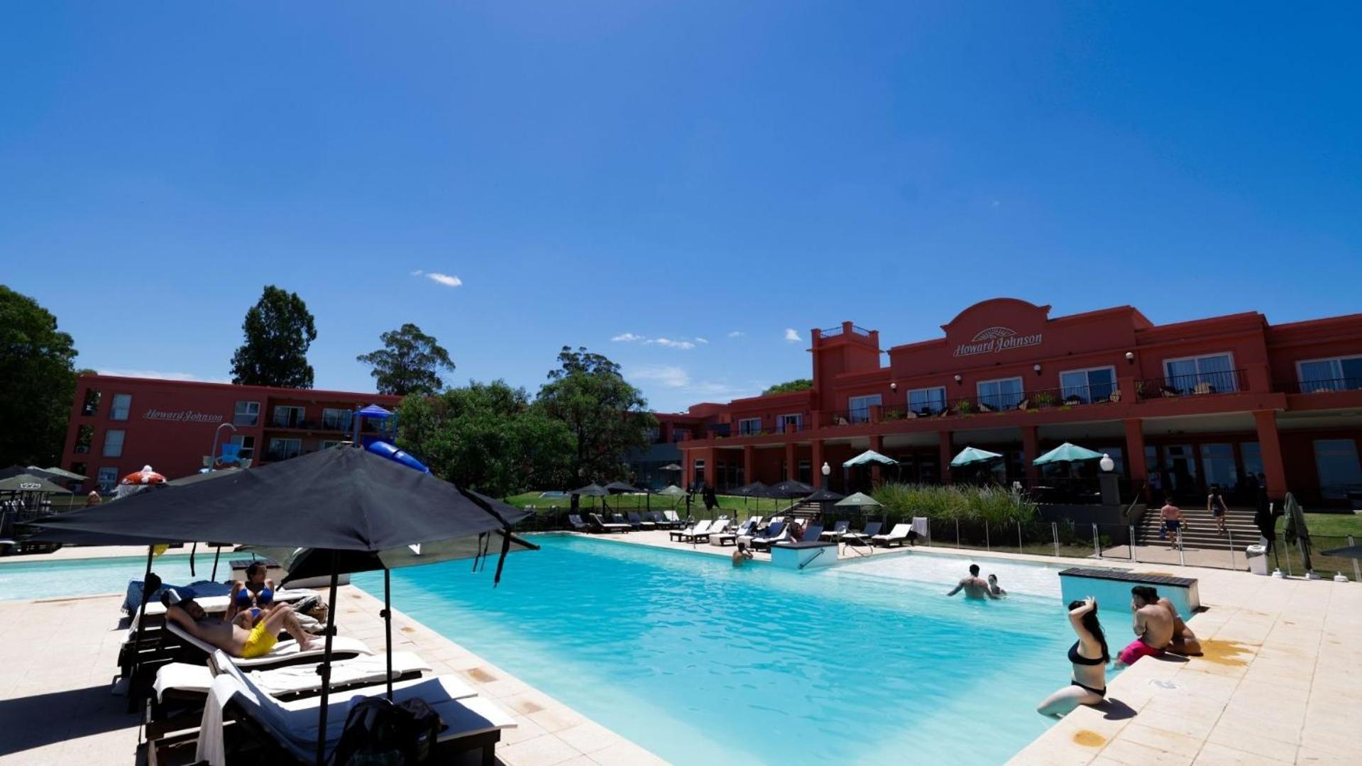 Howard Johnson 4* Chascomús