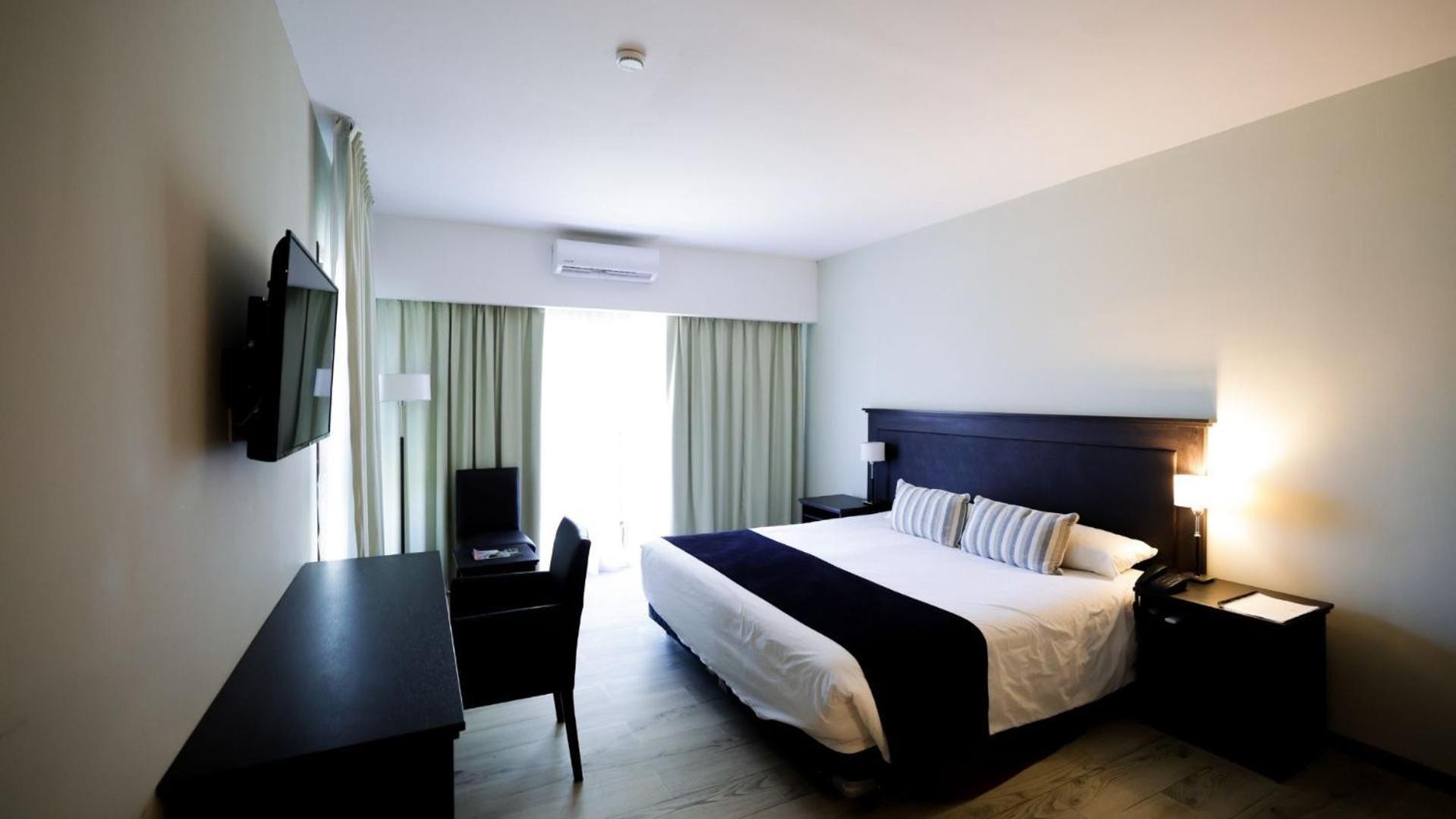 Howard Johnson Hotel