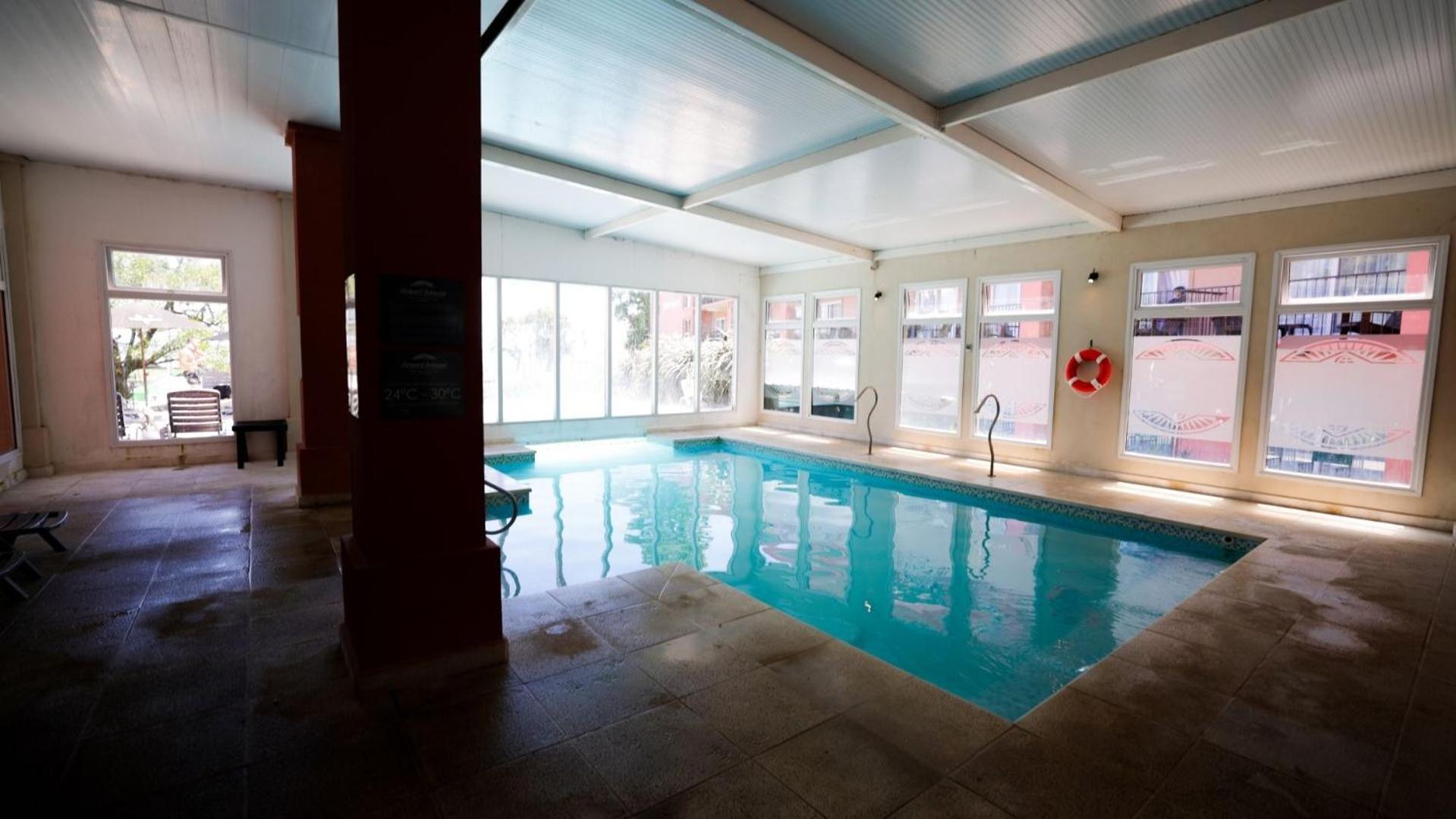 Howard Johnson Hotel 4*